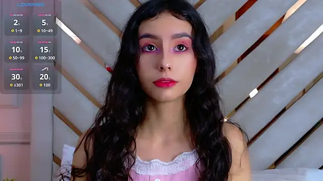 Snapshot of Sarah-Grace chatting on November 8, 2025, 3:10 am Sarah-Grace online show from November 8, 2025, 3:10 am