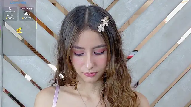 Sarah-Grace online show from March 25, 2026, 1:06 am