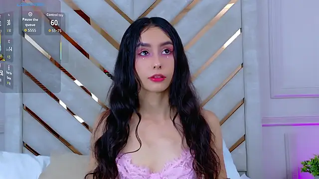 Snapshot of Sarah-Grace chatting on November 11, 2025, 2:50 am Sarah-Grace online show from November 11, 2025, 2:50 am