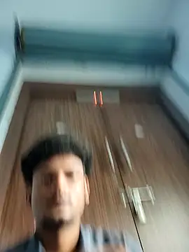 ddllrr224 online show from November 3, 2025, 4:07 am