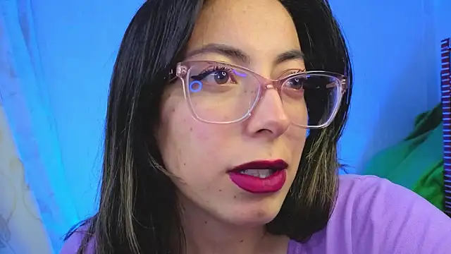 Miranda sexlove  online show from January 13, 2026, 6:06 am