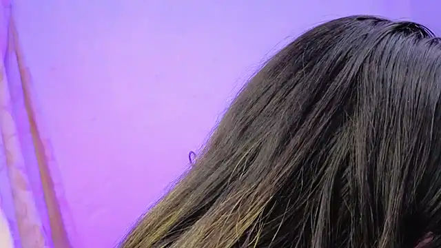 Miranda sexlove  online show from February 16, 2026, 6:01 am