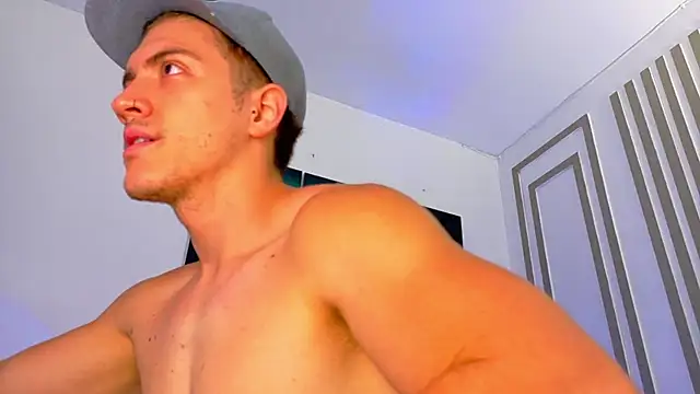 ALANNFERRER online show from October 5, 2025, 10:17 am