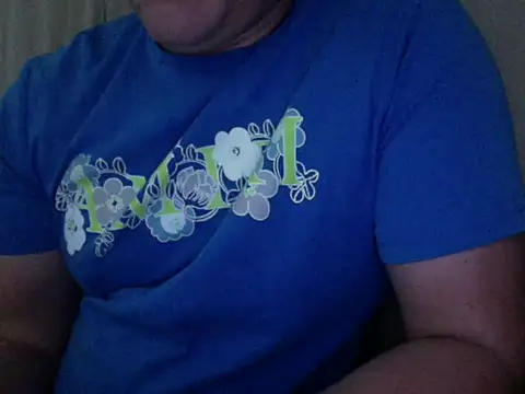 Snapshot of zeusmasterhorny chatting on October 3, 2025, 10:44 pm zeusmasterhorny online show from October 3, 2025, 10:44 pm