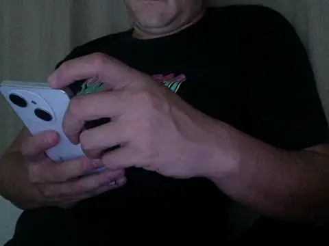 Snapshot of zeusmasterhorny chatting on September 23, 2025, 3:13 am zeusmasterhorny online show from September 23, 2025, 3:13 am
