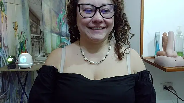 Snapshot of greeneyes_nurse chatting on May 8, 2026, 2:37 am greeneyes nurse online show from May 8, 2026, 2:37 am