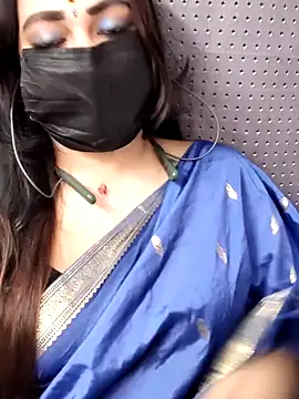 Snapshot of Cutie_nila26 chatting on December 3, 2025, 5:30 am Cutie nila26 online show from December 3, 2025, 5:30 am