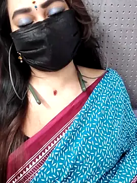 Snapshot of Cutie_nila26 chatting on October 6, 2025, 6:03 am Cutie nila26 online show from October 6, 2025, 6:03 am