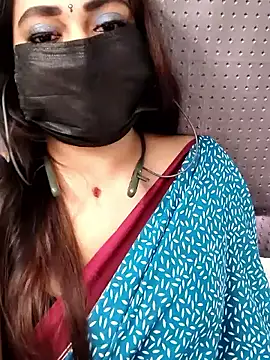 Snapshot of Cutie_nila26 chatting on November 7, 2025, 6:18 am Cutie nila26 online show from November 7, 2025, 6:18 am