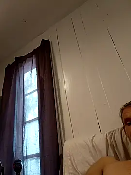 Snapshot of Hungwell1515 chatting on April 11, 2026, 12:42 pm Hungwell1515 online show from April 11, 2026, 12:42 pm