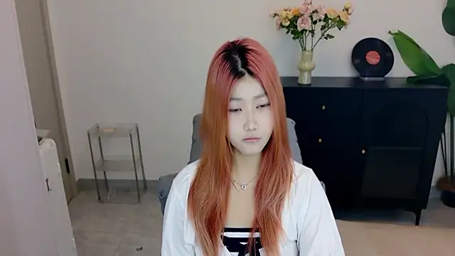 xiaouli online show from October 26, 2025, 5:52 am