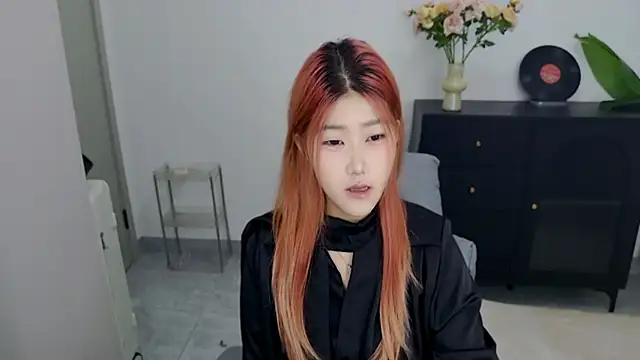 xiaouli online show from November 1, 2025, 3:02 am