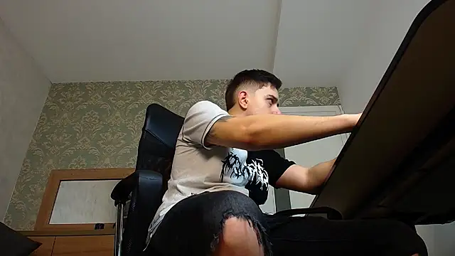 Snapshot of FelixStarkk chatting on November 26, 2025, 4:56 am FelixStarkk online show from November 26, 2025, 4:56 am