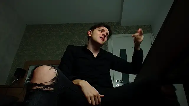 Snapshot of FelixStarkk chatting on November 24, 2025, 5:07 am FelixStarkk online show from November 24, 2025, 5:07 am