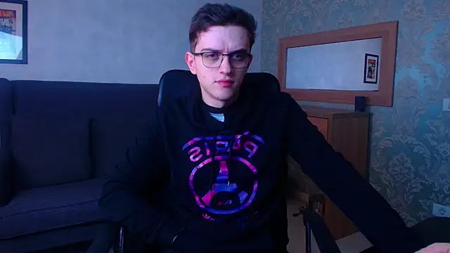 FelixStarkk online show from February 5, 2026, 5:47 am