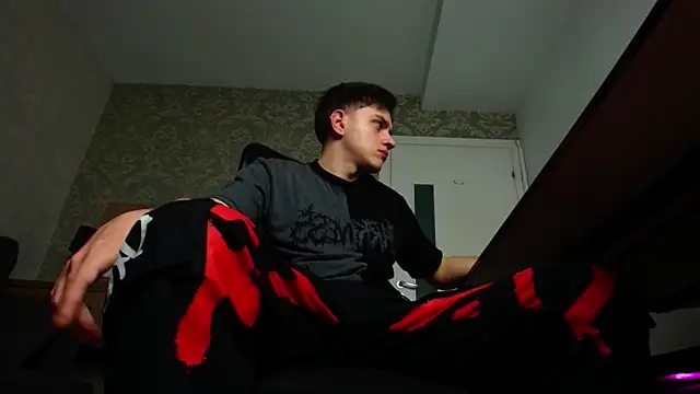 Snapshot of FelixStarkk chatting on November 5, 2025, 5:21 am FelixStarkk online show from November 5, 2025, 5:21 am