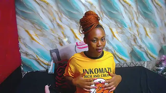 Snapshot of ItsMsBankss02 chatting on November 22, 2025, 10:30 pm ItsMsBankss02 online show from November 22, 2025, 10:30 pm