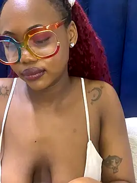 Snapshot of ItsMsBankss02 chatting on September 10, 2025, 10:09 pm ItsMsBankss02 online show from September 10, 2025, 10:09 pm