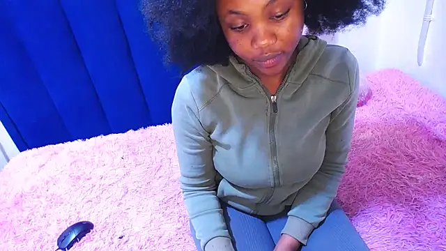 Snapshot of ItsMsBankss02 chatting on September 30, 2025, 8:59 pm ItsMsBankss02 online show from September 30, 2025, 8:59 pm