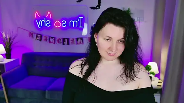 love me  tonight  online show from October 22, 2025, 10:52 pm