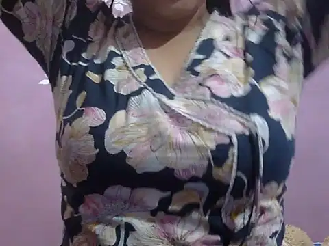 Snapshot of LIYO_ chatting on May 2, 2026, 9:25 am LIYO online show from May 2, 2026, 9:25 am