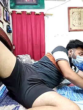 krishx776 online show from November 7, 2025, 5:17 pm