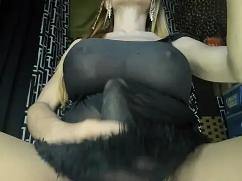 Snapshot of ImYourFantasyTs chatting on November 14, 2025, 12:31 pm ImYourFantasyTs online show from November 14, 2025, 12:31 pm