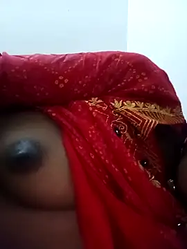 Snapshot of Saniye-143 chatting on November 23, 2025, 4:44 am Saniye-143 online show from November 23, 2025, 4:44 am