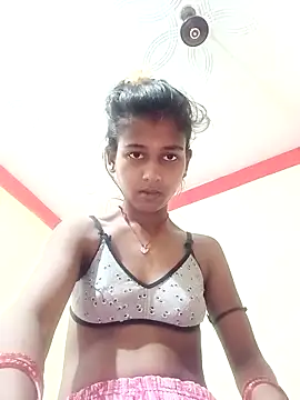 Snapshot of Saniye-143 chatting on October 6, 2025, 4:57 am Saniye-143 online show from October 6, 2025, 4:57 am