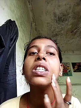 Snapshot of Saniye-143 chatting on September 9, 2025, 4:00 am Saniye-143 online show from September 9, 2025, 4:00 am