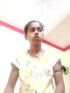 Snapshot of Saniye-143 chatting on September 26, 2025, 4:19 am Saniye-143 online show from September 26, 2025, 4:19 am