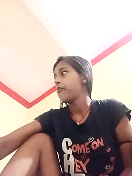 Snapshot of Saniye-143 chatting on October 8, 2025, 5:20 am Saniye-143 online show from October 8, 2025, 5:20 am