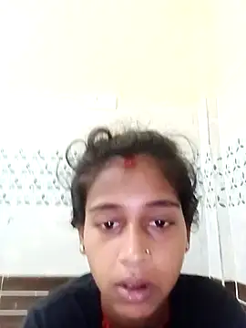 Snapshot of Saniye-143 chatting on October 4, 2025, 5:20 am Saniye-143 online show from October 4, 2025, 5:20 am