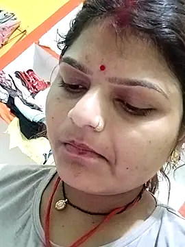 Snapshot of Hot_mirchjii chatting on September 13, 2025, 10:32 pm Hot mirchjii online show from September 13, 2025, 10:32 pm