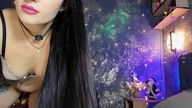 Snapshot of sweet_chris_diamond chatting on December 15, 2025, 1:55 am sweet chris diamond online show from December 15, 2025, 1:55 am