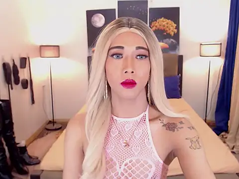 Snapshot of PreciousAmore chatting on November 12, 2025, 10:41 am PreciousAmore online show from November 12, 2025, 10:41 am