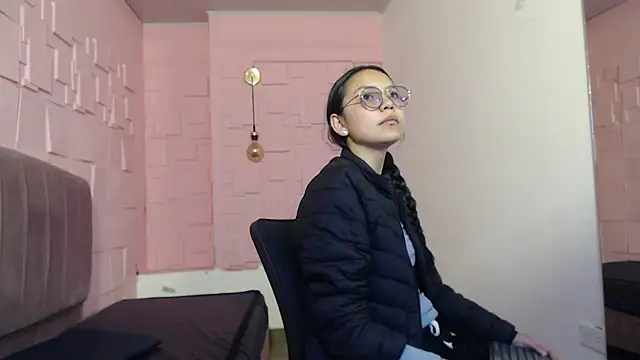 Snapshot of katalina07_1 chatting on January 17, 2026, 2:09 pm katalina07 1 online show from January 17, 2026, 2:09 pm