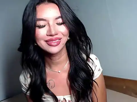 Snapshot of thinker_belle chatting on April 29, 2026, 6:14 pm thinker belle online show from April 29, 2026, 6:14 pm