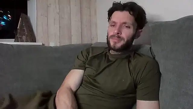 Snapshot of MasterJakeJohns chatting on December 18, 2025, 11:30 pm MasterJakeJohns online show from December 18, 2025, 11:30 pm