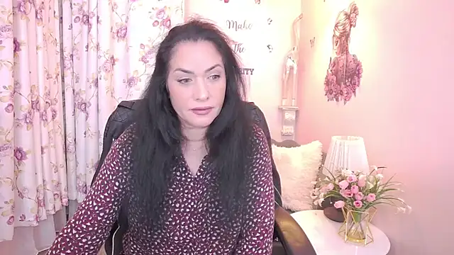 Snapshot of MyLovOne chatting on April 2, 2026, 11:50 am MyLovOne online show from April 2, 2026, 11:50 am