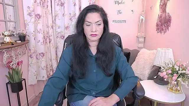 MyLovOne online show from December 4, 2025, 1:10 pm