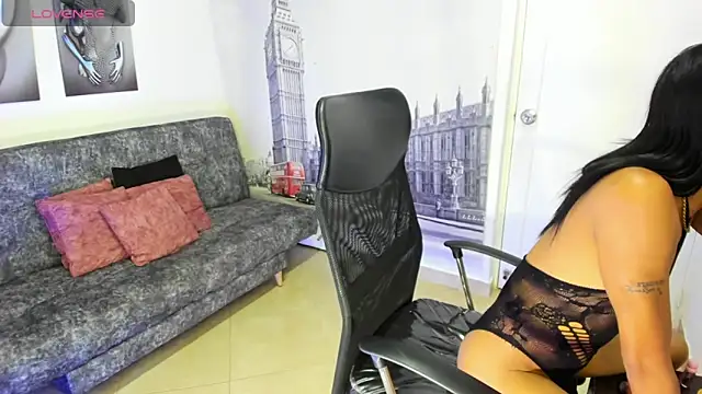 Snapshot of keytinthomson_ chatting on November 11, 2025, 7:30 pm keytinthomson online show from November 11, 2025, 7:30 pm