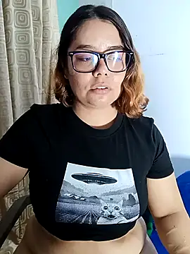 Snapshot of saenz_eymi chatting on April 30, 2026, 11:20 pm saenz eymi online show from April 30, 2026, 11:20 pm