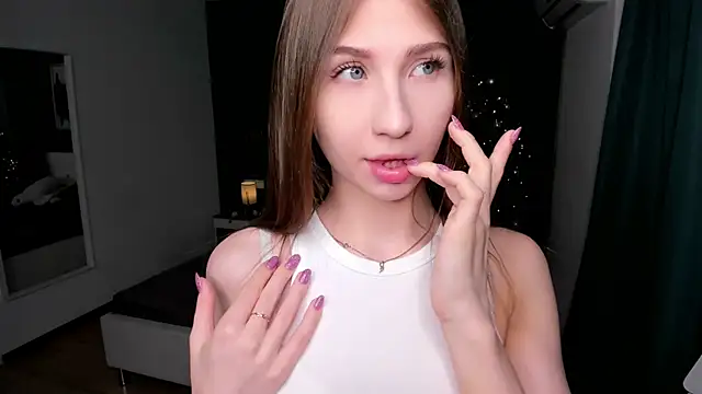 Snapshot of EditaBand chatting on January 14, 2026, 6:55 pm EditaBand online show from January 14, 2026, 6:55 pm