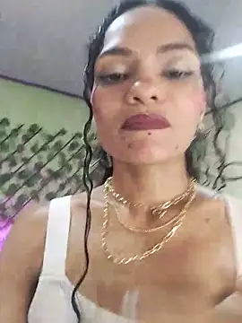 Karen Ariass online show from May 13, 2026, 1:51 pm