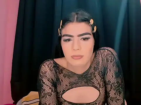 Snapshot of _crystal23_ chatting on September 30, 2025, 11:33 pm crystal23 online show from September 30, 2025, 11:33 pm