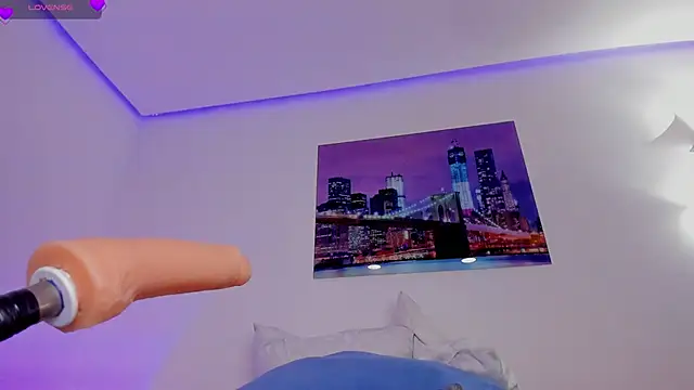 eva rain  online show from October 2, 2025, 5:22 am