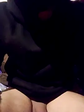 Snapshot of Golonzo1996 chatting on November 26, 2025, 9:26 pm Golonzo1996 online show from November 26, 2025, 9:26 pm