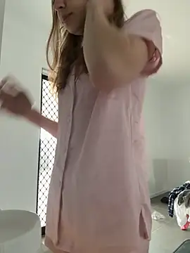 Snapshot of Liaeh chatting on September 22, 2025, 4:40 am Liaeh online show from September 22, 2025, 4:40 am