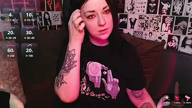 Kvopa online show from November 23, 2025, 11:48 pm